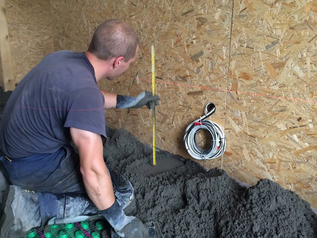 Vystavlenie mayakov dlya polusuhoj styazhki